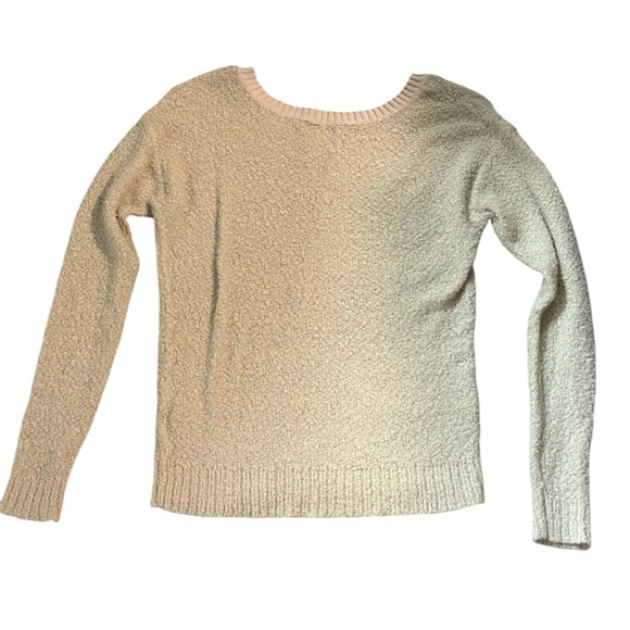 NWOT Abound Cream Crew Neck Sweater Classic Knit Design - Picture 1 of 6